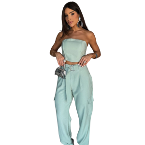 Foto2 - CONJUNTO FEMININO CROPPED COM CALÇA CARGO EM ALFAIATARIA