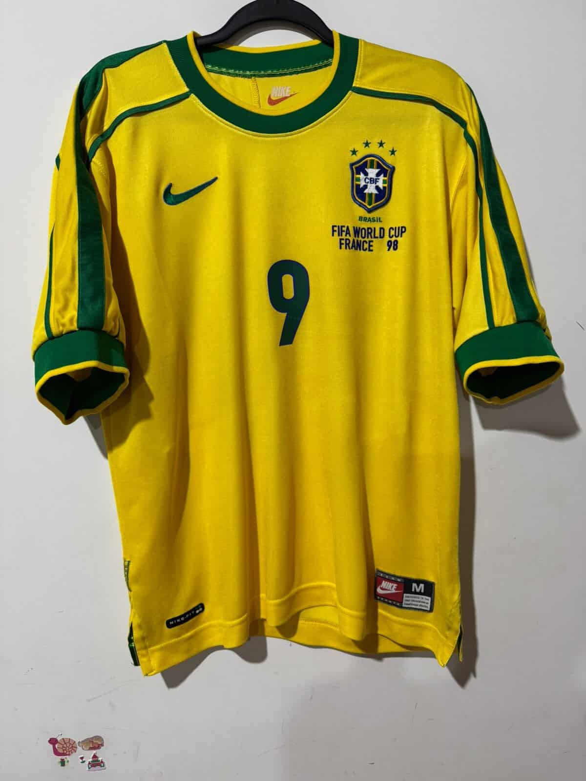 Imagem do produto CAMISA BRASIL COPA DO MUNDO 1998 RONALDO 9