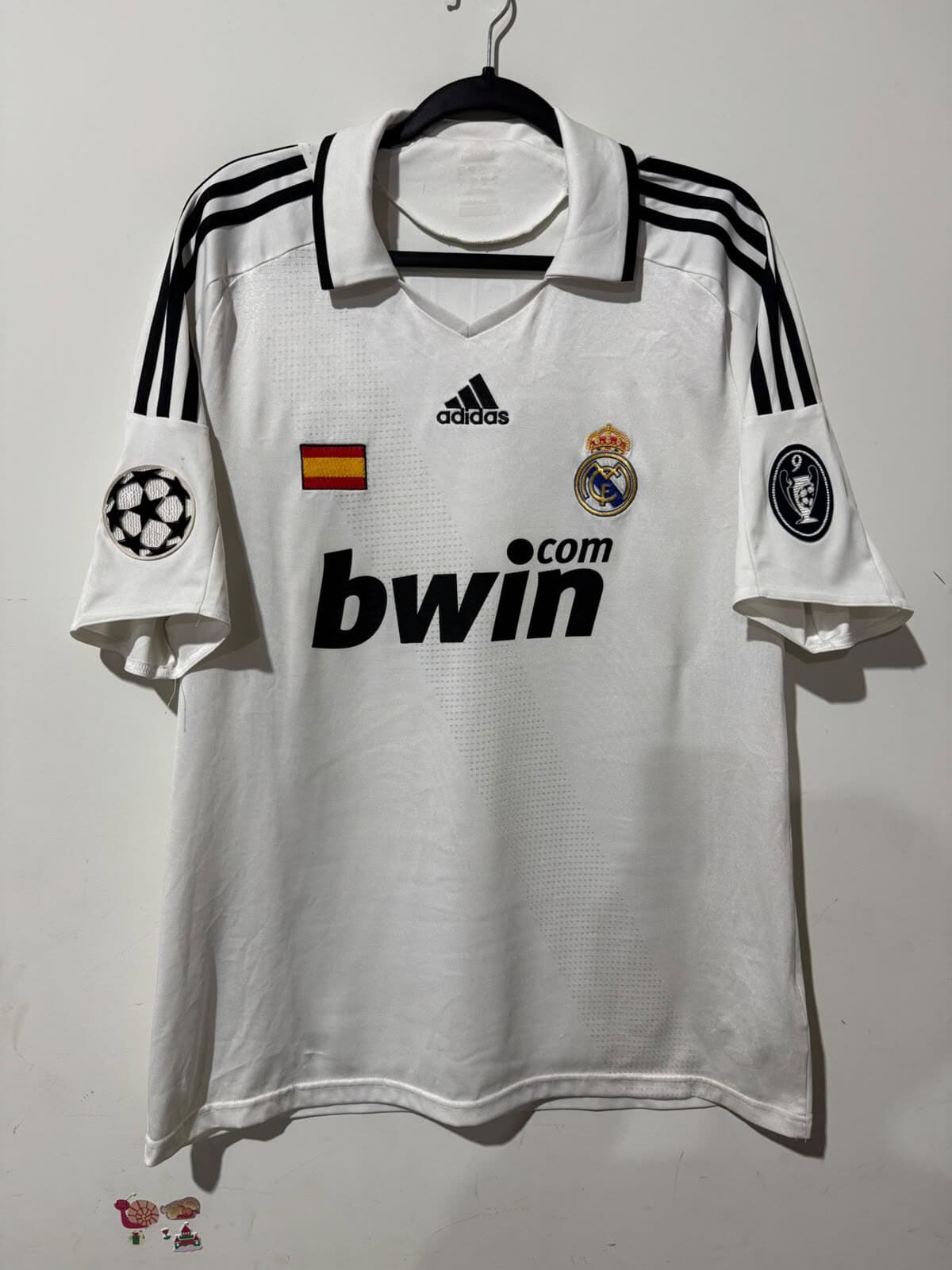 Imagem do produto CAMISA REAL MADRID 2008-09 V. NISTELROOY 17 CHAMPIONS LEAGUE