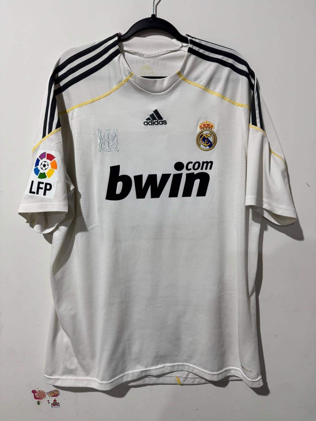 Imagem do produto CAMISA REAL MADRID 2009-10 LA LIGA RONALDO 9