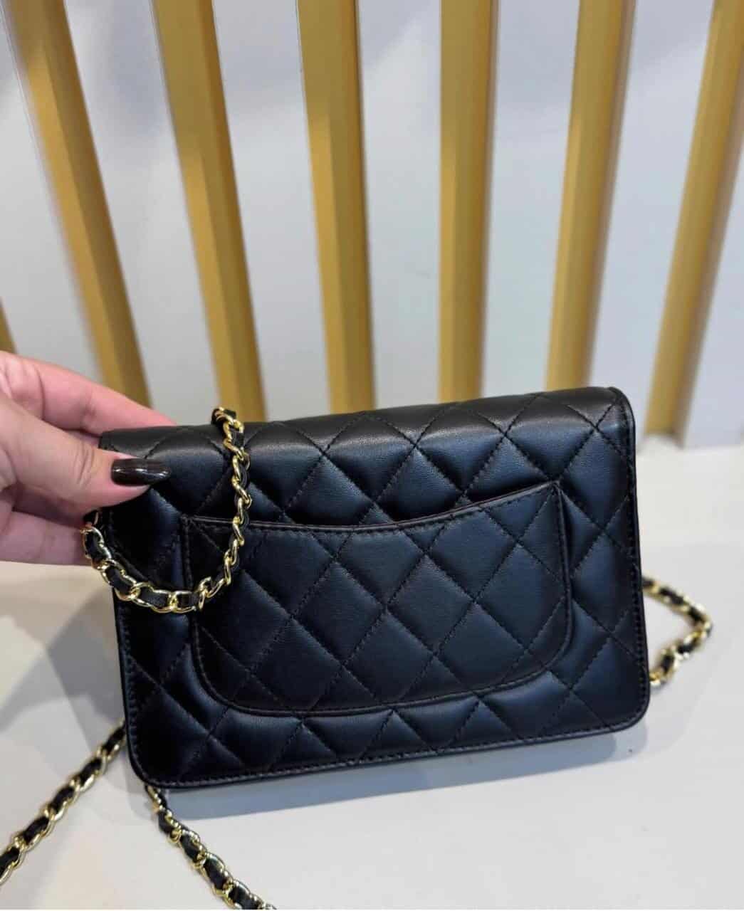 BOLSA CC WOC FERRAGEM DOURADA LAMBSKIN PRETA - Bolsas de Grife