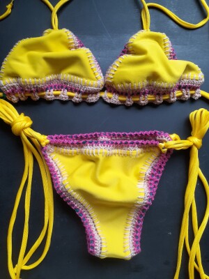 Foto6 - Biquíni cortininha dupla-face com crochê (Rosê e Amarelo)