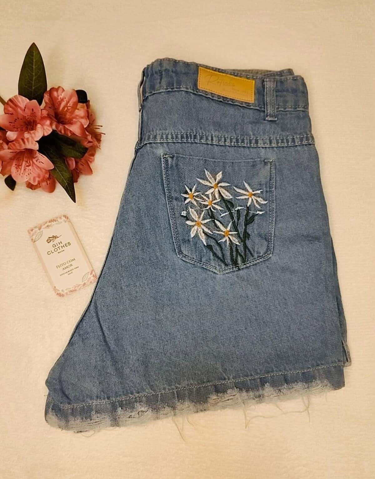 Foto 1 - Short jeans flor