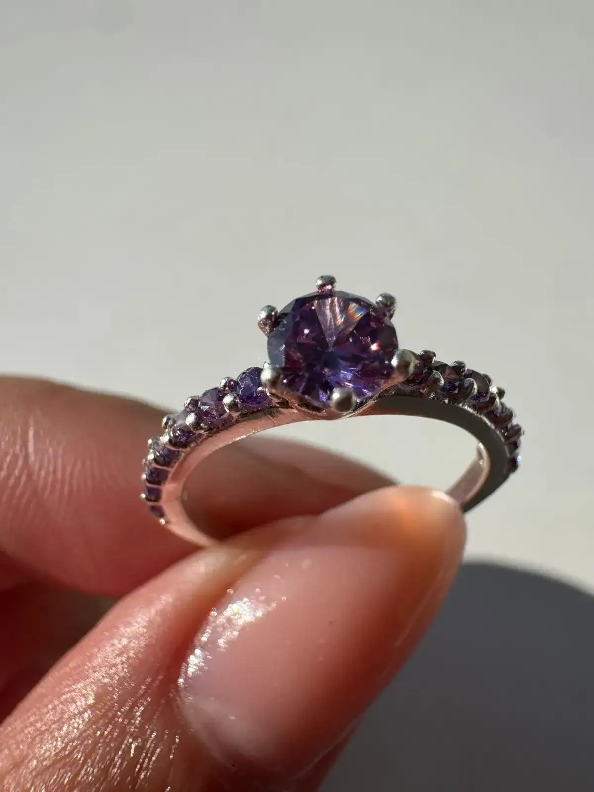 Imagem do produto Anel Solitário Realeza Roxo Prata