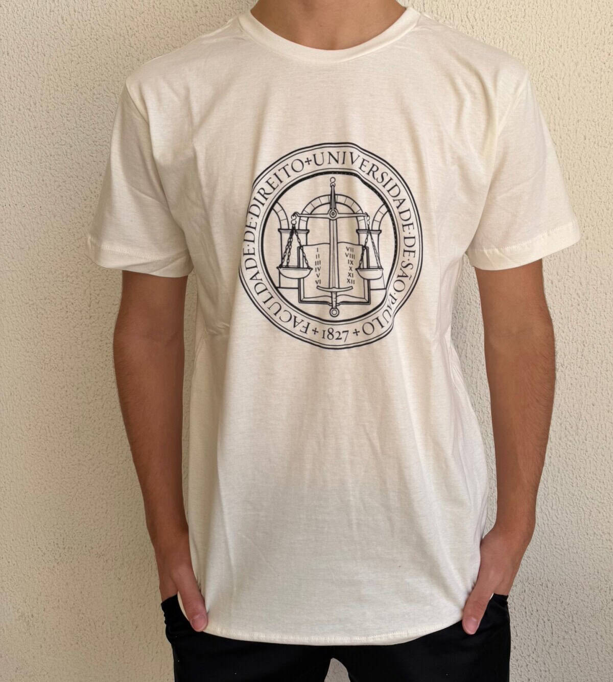 Imagem do produto Camiseta Off White Brasão do Direito