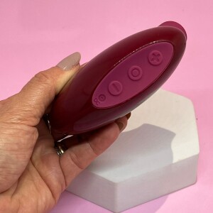 Foto3 - Vibrador Ruby ? Sugador de Clitóris com Pulsação